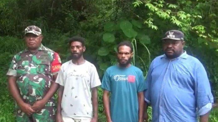 Natalis Watora dan Engel Feneteruma Melarikan Diri dari TPNPB-OPM