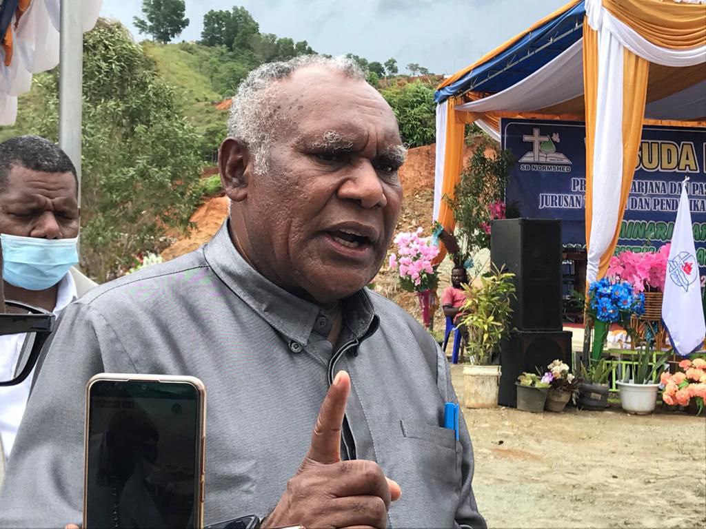 Pendeta Socrates Sofyan Yoman