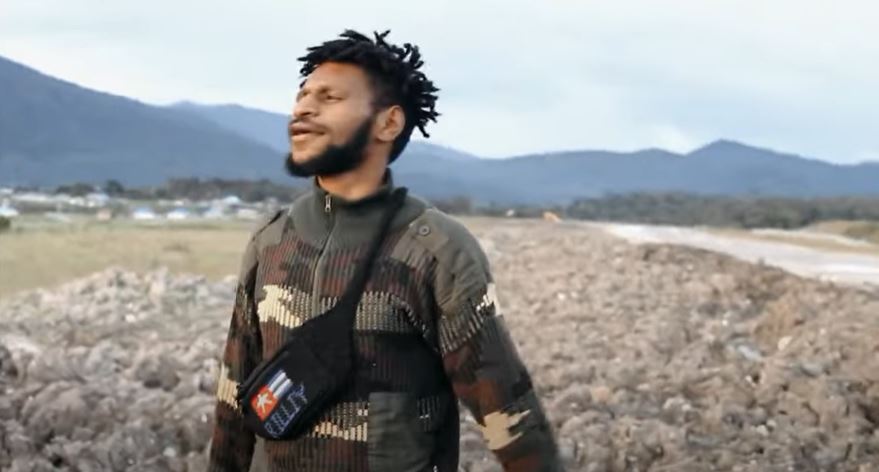 Rilliy Mote Penyanyi lagu Pemekaran yang Dipaksakan