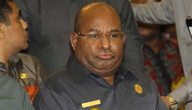 Tersangka Kasus Korupsi dan Gratifikasi Lukas Enembe