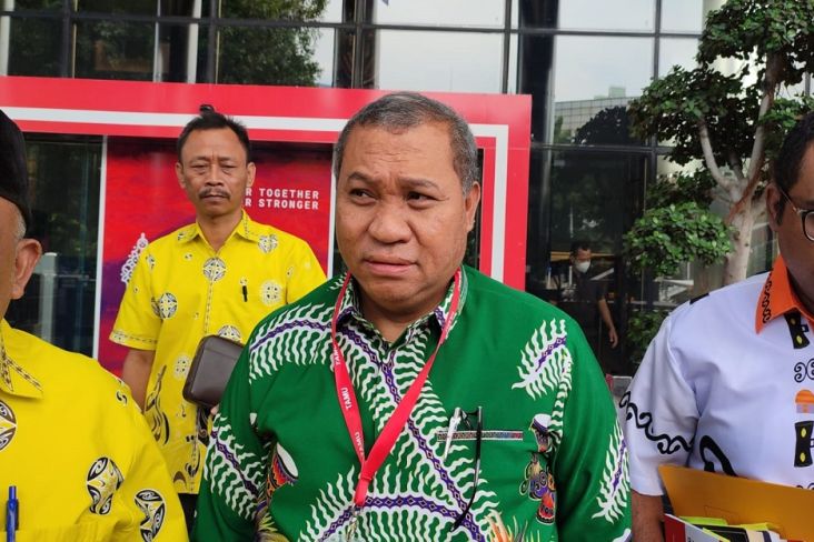 Pengacara Lukas Enembe Roy Rening