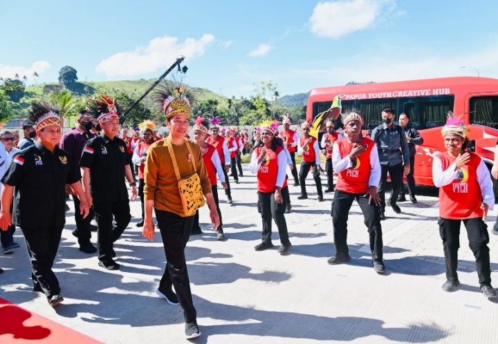 Presiden RI Joko Widodo (Jokowi) dalam peresmian PYCH di Kota Jayapura