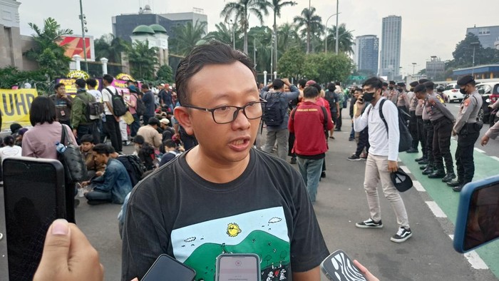 ketua-ylbhi-muhammad-isnur_