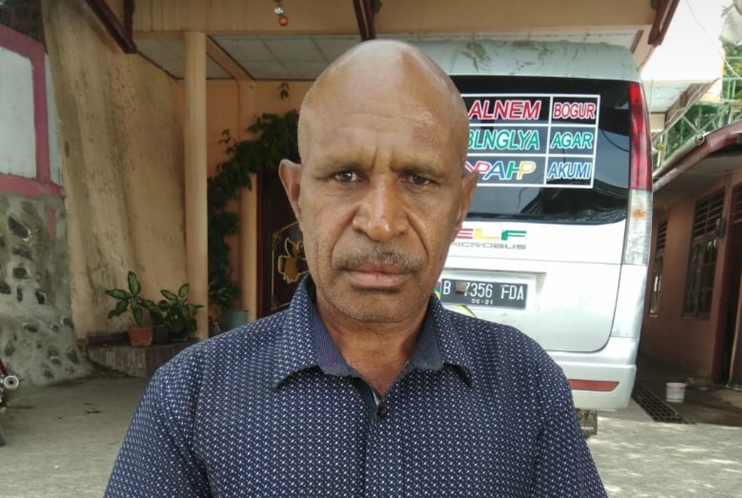 Sekretaris Umum Sinode Kemah Injil Gereja Masehi Indonesia Pendeta Yones Wenda